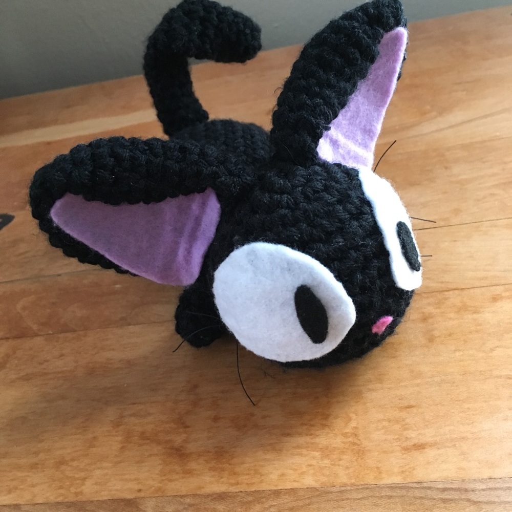 Gigi hand crochet stuffed animal cat
